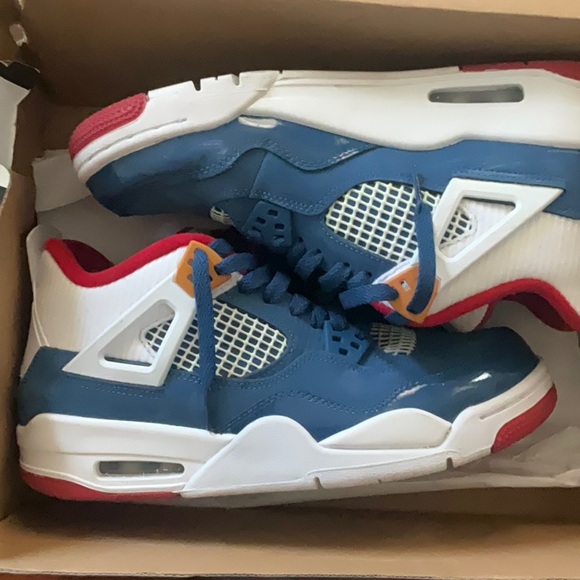 AIR JORDAN 4’s RETRO MESSY ROOM GS size 7Y boys - Picture 2 of 6